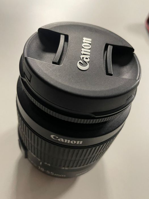 Kit máquina fotográfica Cannon EOS 2000D