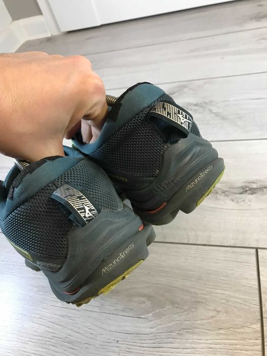 Buty trekkingowe Mizuno Wave Rider rozm. 43 gore-tex