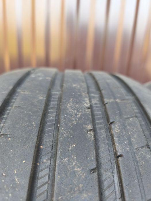 Goodyear 235/45 R17