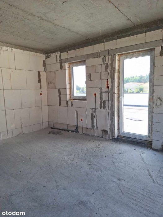 Budynek mieszkalny o pow.90m2 + garaż