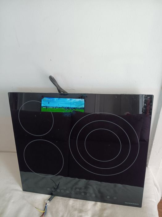 Placa eléctrica  sem uso