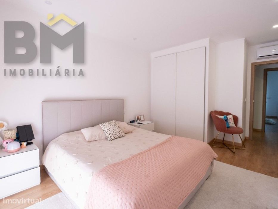 Moradia T4 com jardim em Castelo Branco