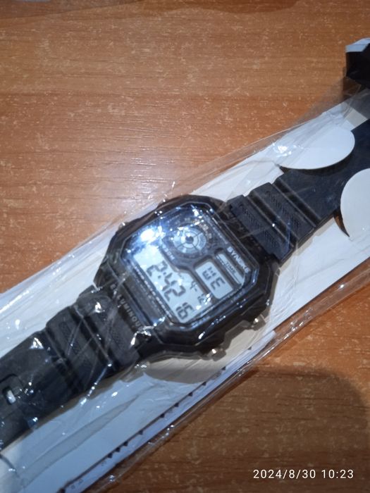 Часы спортивные молодёжные