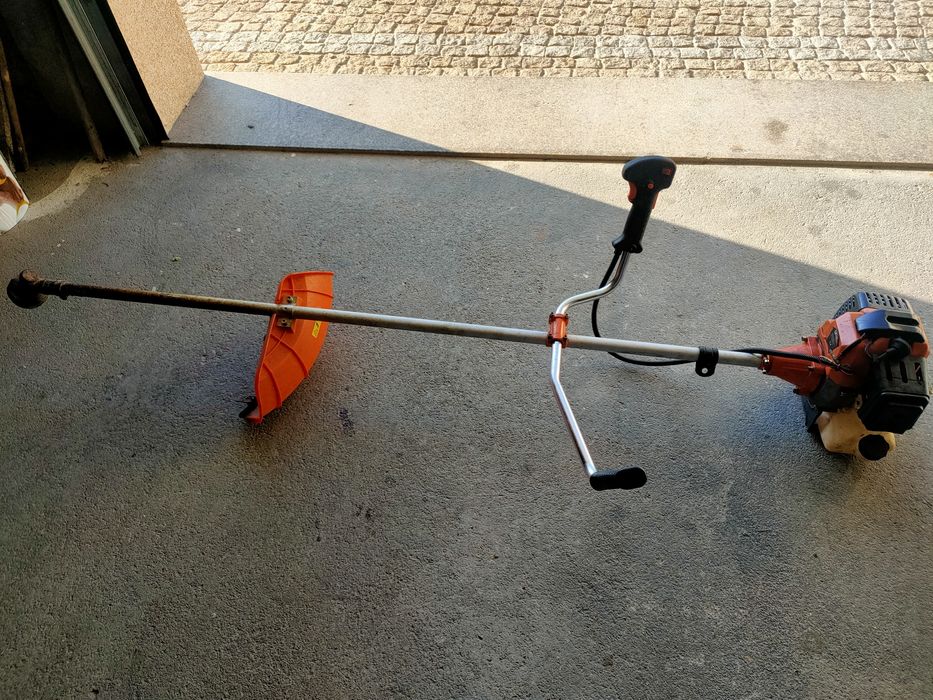 limpeza terrenos, vinhas .etc