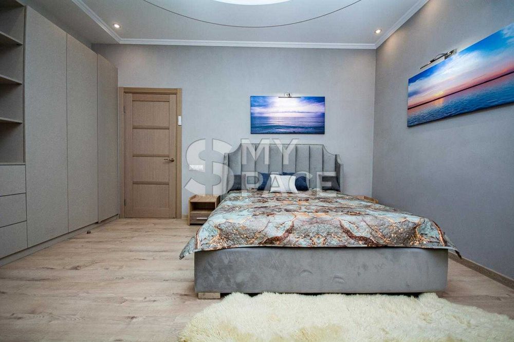 Коновальця Алмазова ЖК Митець 2к Якісна  74.3 м² Печерськ Центр