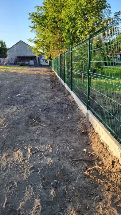 Montaż ogrodzeń panelowych i palisadowych Usługi rozbiórkowe | Kompleksowa usługa