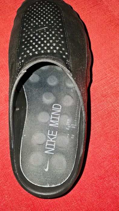 Nike mind 001 full black número 42,5 (mas é para quem calça o 41)