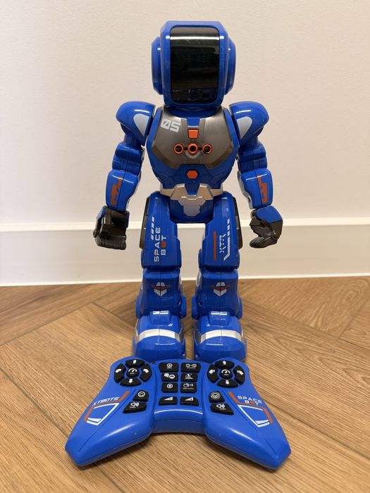 Robot interaktywny SpaceBot XTR