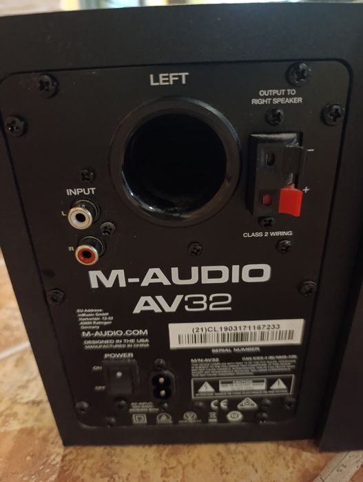 Głośniki -Monitory odsłuchowe M-audio AV32