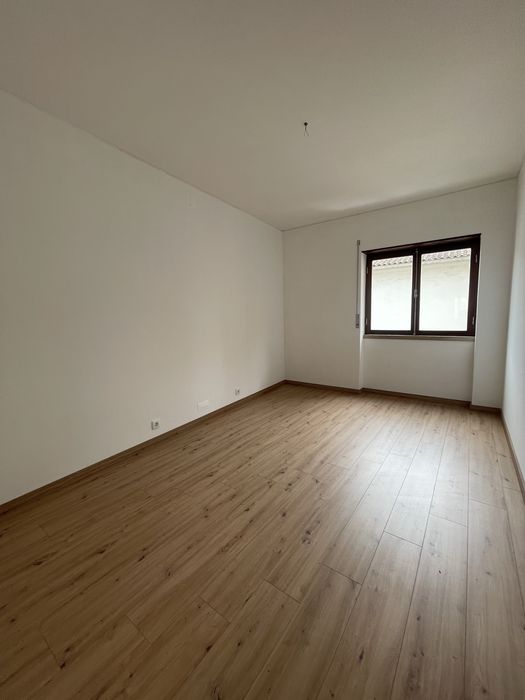 Alugo Apartamento T3 ( Centro da Cidade )