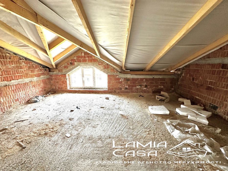 Продаж таунхауса , початок Годилова . 2 хв від Майдану