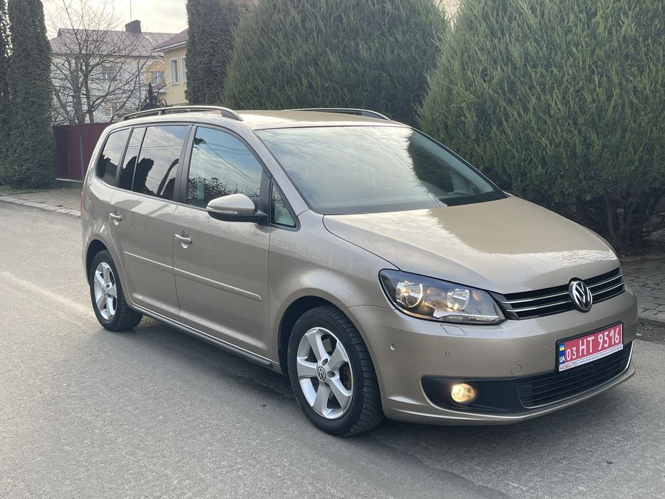 Фольксваген Тоуран 2014 р. 2.0 АВТОМАТ