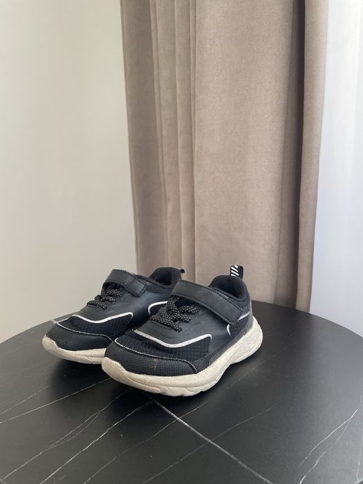 Кроссівки Zara б/у 25 р (15,5 см)