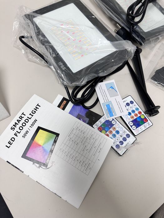 2 Reflektory LED RGBCW 100W  smart WIFI ZEWNĘTRZNE + PILOT nowe