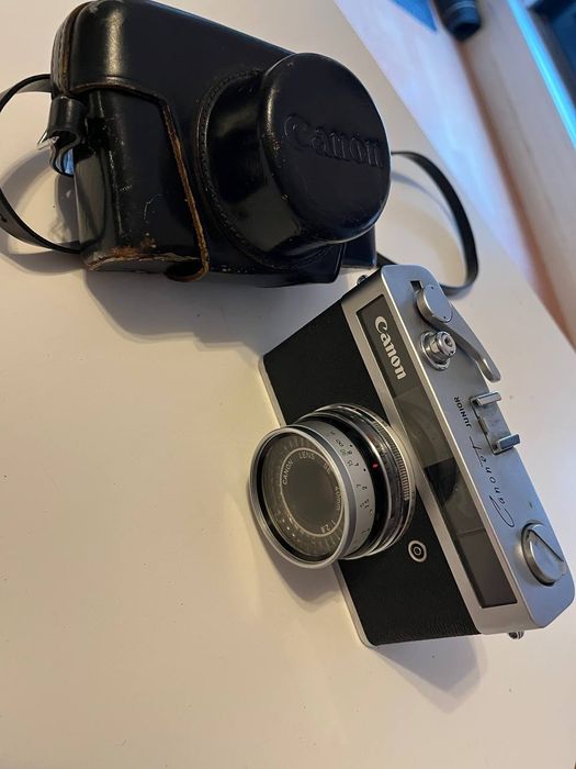 Плівковий фотоапарат Canon junior