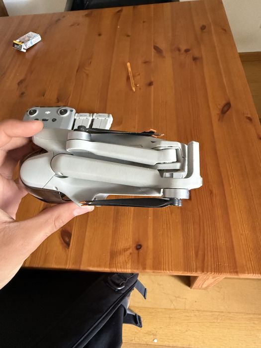 Drone DJI Mini 3 (Como Novo) + Bateria Extra + Garantia!