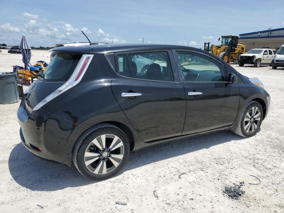 Бампер Nissan Leaf 2017- разборка лиф запчастини