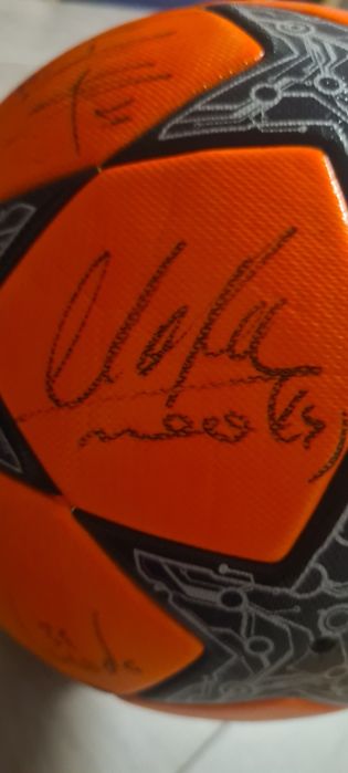 Bola autografada 4°final da liga dos campeões 2014