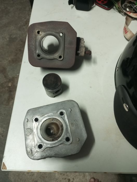 Cabeça de motor e pistão, Pegeout vivacic 50