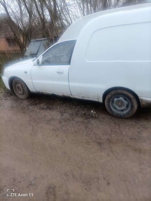 Продам авто Ланос Пікап 2006 року,газ, бензин