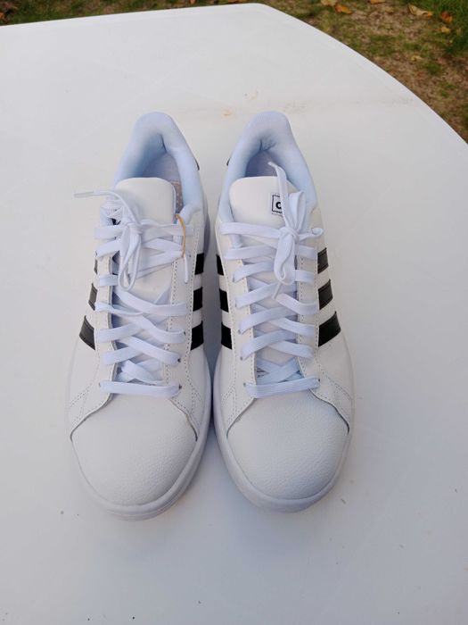 Buty Adidas F36392 rozm. 44
