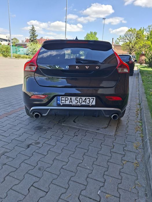 Volvo v40  D3 5 cylindrów  R-Desing