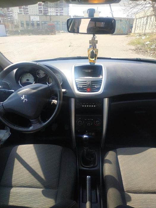 Продам Peugeot  207,  2009 р. 4500$