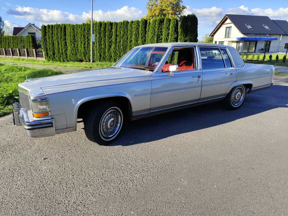 Cadillac Brougham d'Elegance