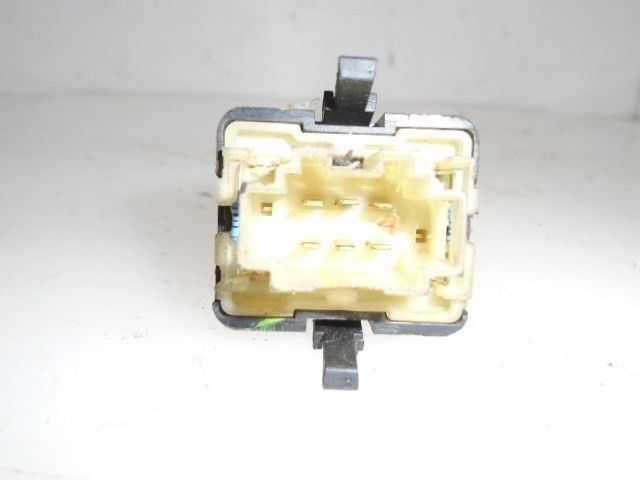 COMANDO ELEVADOR DE VIDRO FRONTAL ESQUERDO VOLKSWAGEN GOLF III 1996 -1H0959855