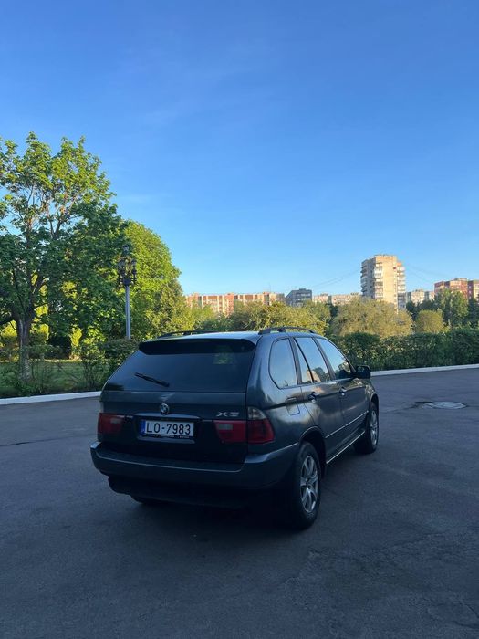 Продам машину bmv x5