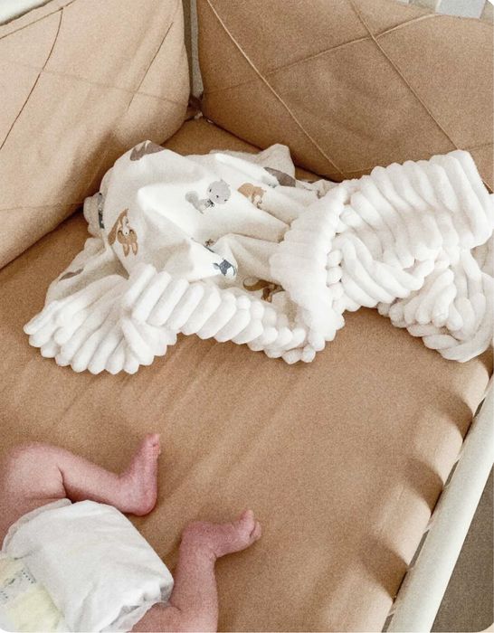 Дитяча постіль з бортиками