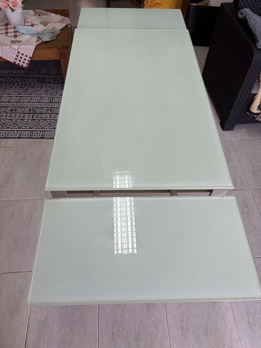 Mesa Vidro com estrutura metal