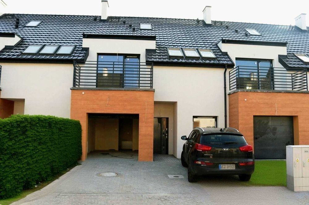 Wrocław Wschód – Dobrzykowice | Komfortowy dom rodzinny 166 m² | Garaż | 3 tarasy | Home Office | Światłowód