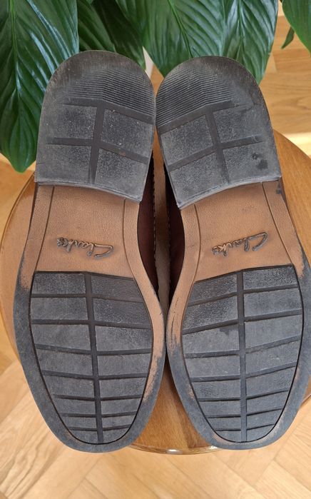 Pantofle męskie skóra brąz Clarks Eu 41,5 uk 7,5