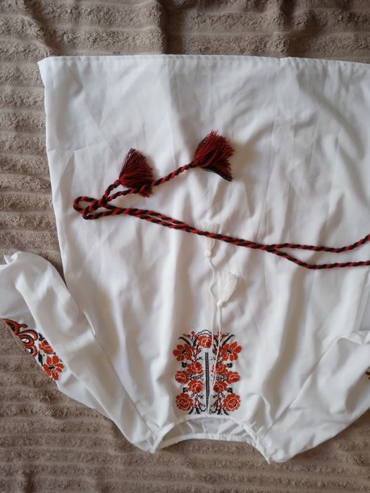 Продам вишиванку