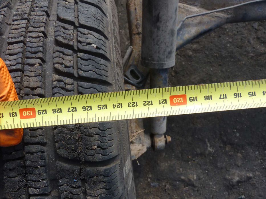 oś tył courier komplet przyczepka  itp