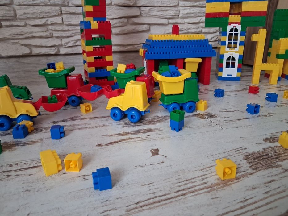 Klocki konstrukcyjne 570 elementów