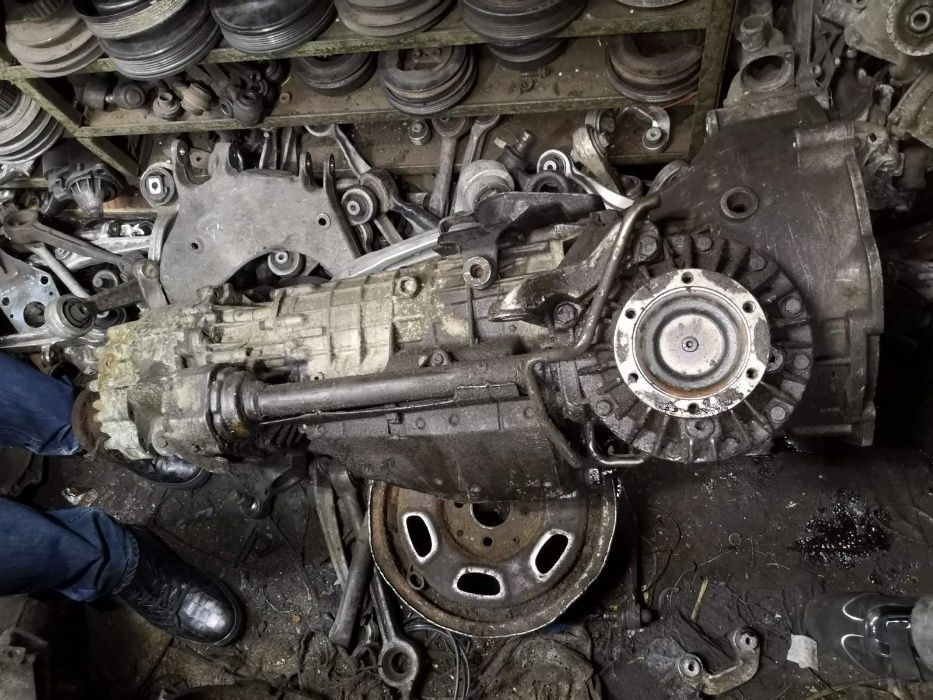 Коробка передач Audi V8 3.6 AYU