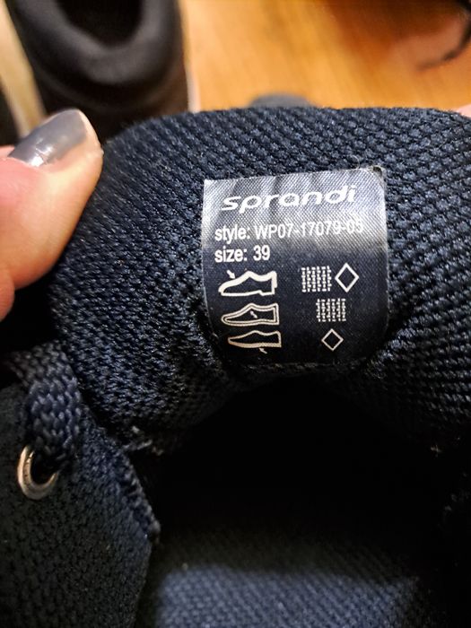 Кросівки спортивні чорні