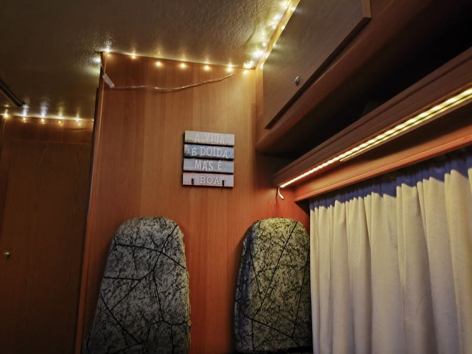 Autocaravana Capuccine Benimar Fiat Ducato 1999  com Garagem