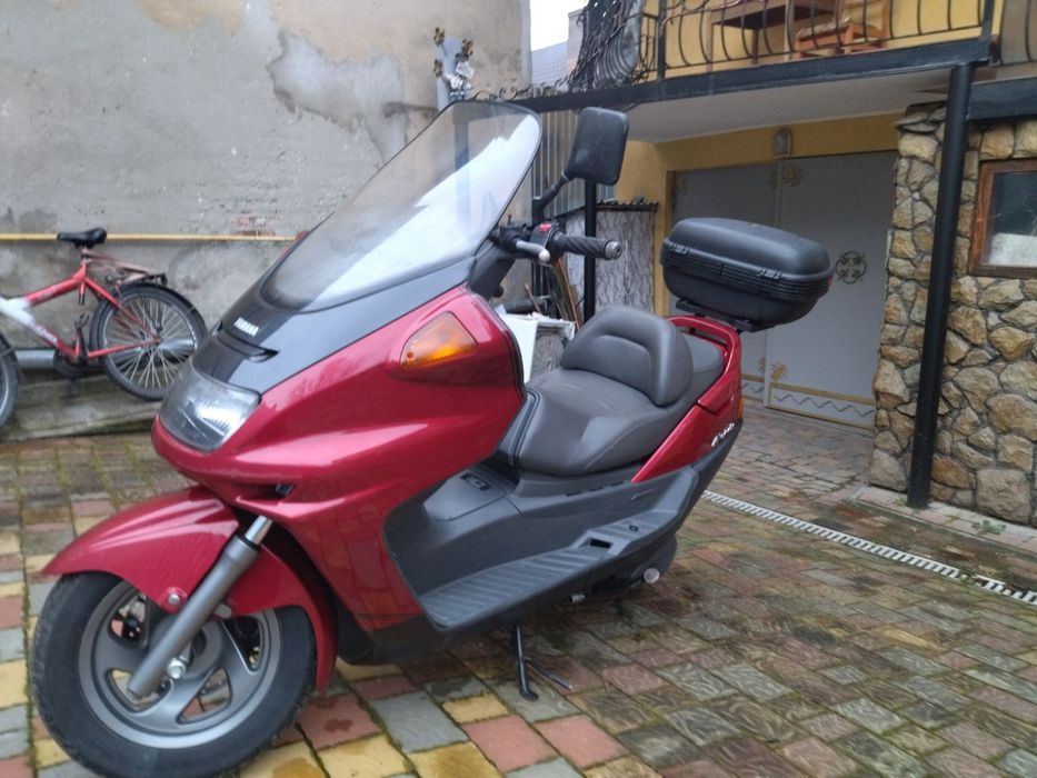 Скутер Максі Ямаха Містері