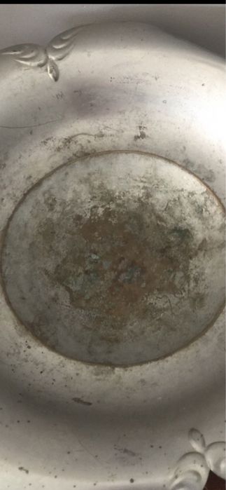 Stara patera misa na 3 nóżkach delikatnie zdobiona vintage 29 cm