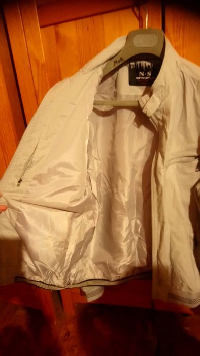 Ветровка, курточка