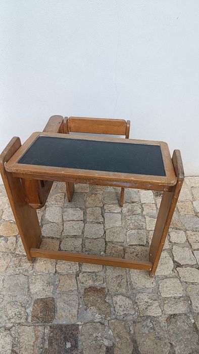Mesa de criança madeira antiga