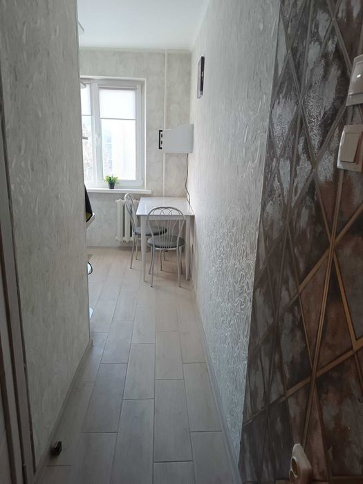 Здається квартира після ремонту центр