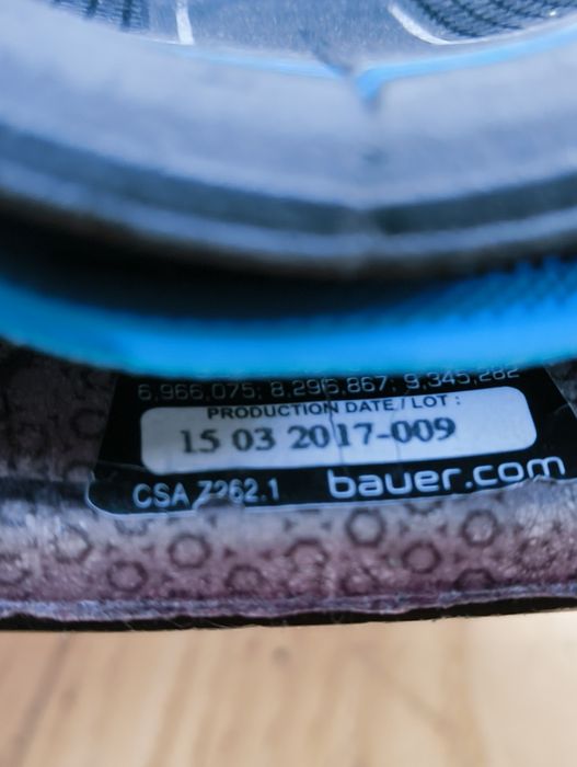 Bauer Re-Act 200 czarny senior M 54-59 cm kask hokejowe pro
