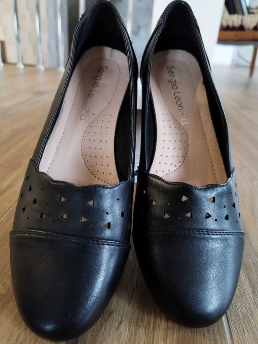 Półbuty czarne nowe