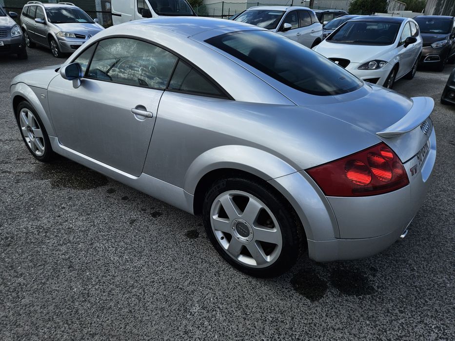 Audi TT 1.8T Financiamento até 120 Meses Aceitamos Retomas