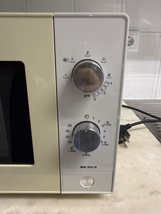 Microondas Teka MW 200G