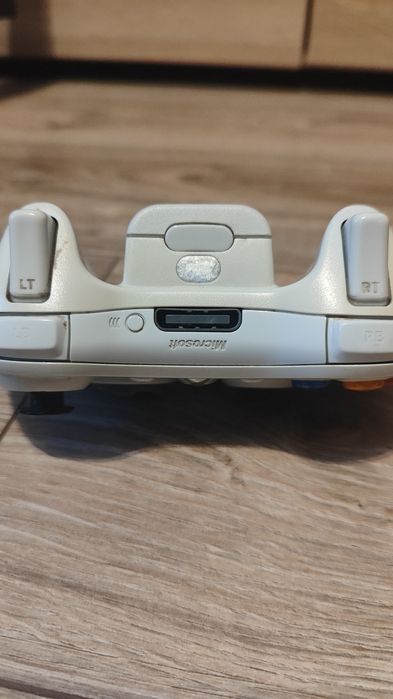 Pad do Xbox 360 nietestowany